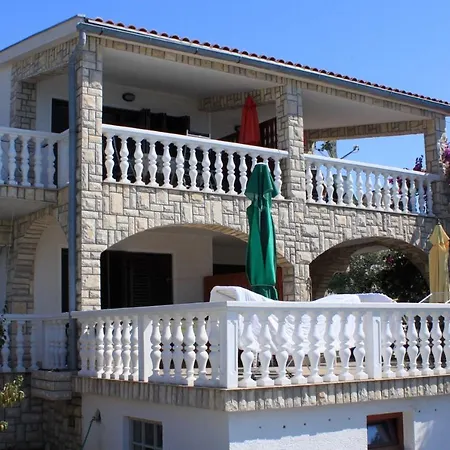 Apartment 8406a *